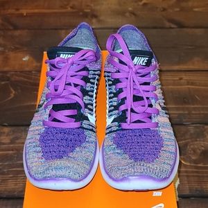 Nike free run flyknit